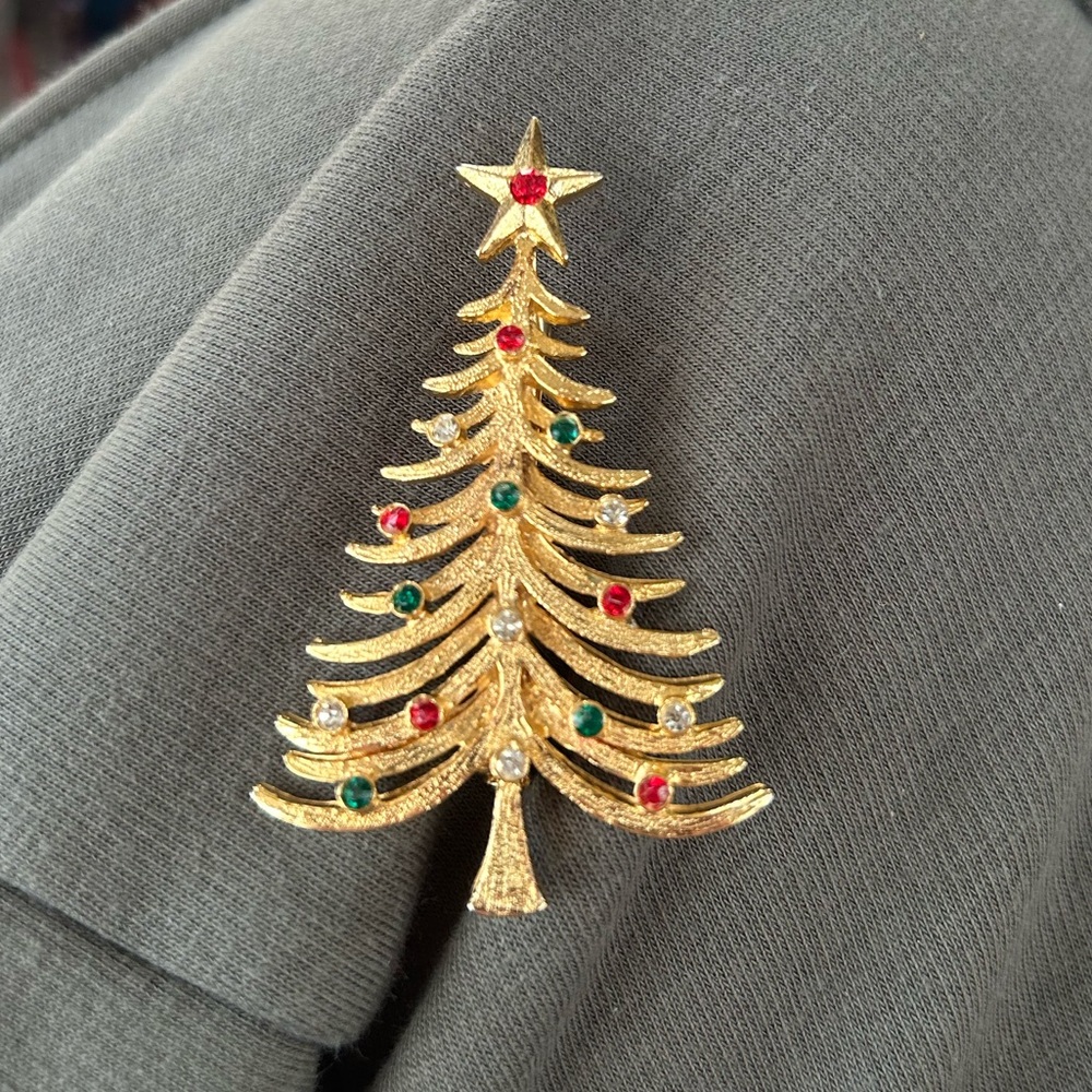 Vintage MYLU Christmas Tree Pin or Brooch